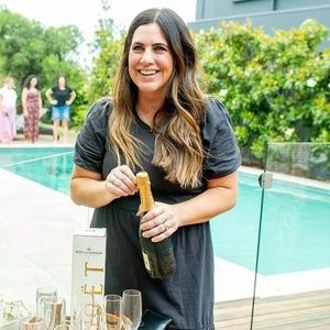 Meet your Posher, Sonia